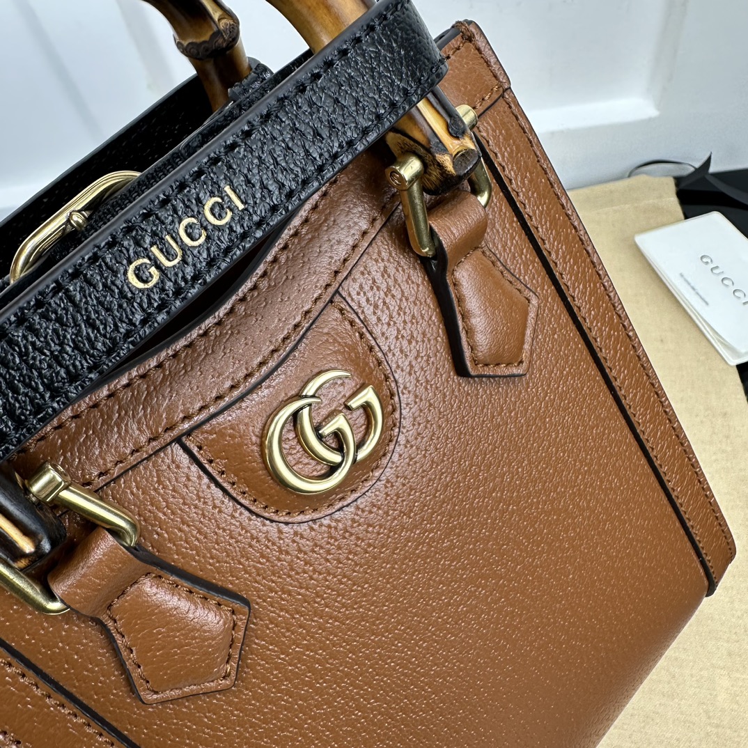 Gucci Satchel Bags